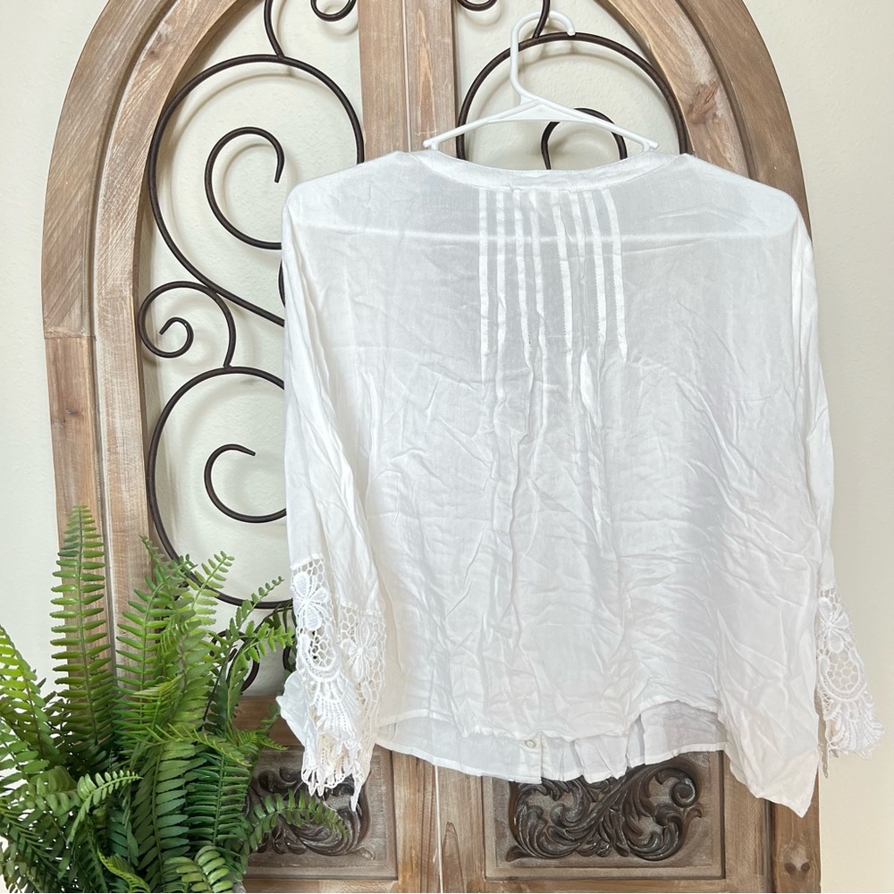 LA Hearts blouse